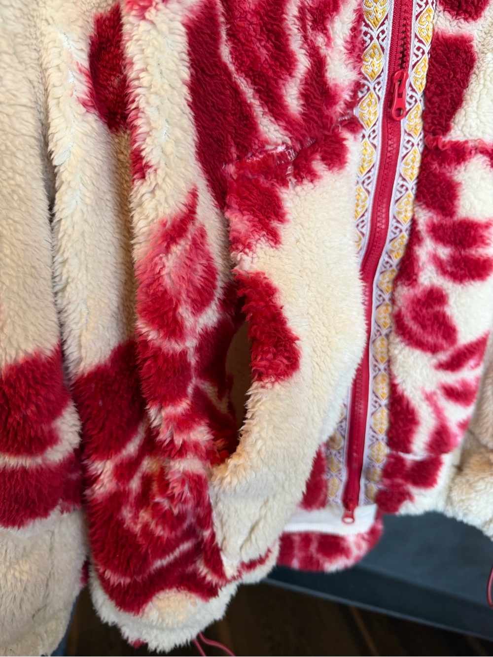 Urban Outfitters Cream Sherpa Teddy Jacket with Red Floral - Picture 5 of 7